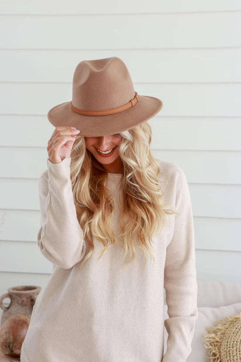 Wide Brim Hat w/ Tan Band - more colours available