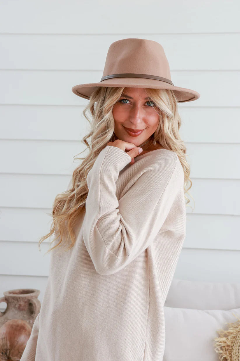 Wide Brim Hat w/ Brown Band - more colours available