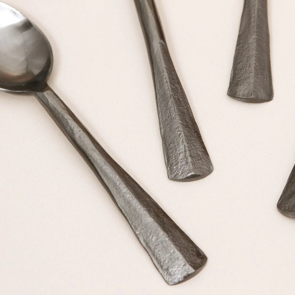 Ridge Flatware