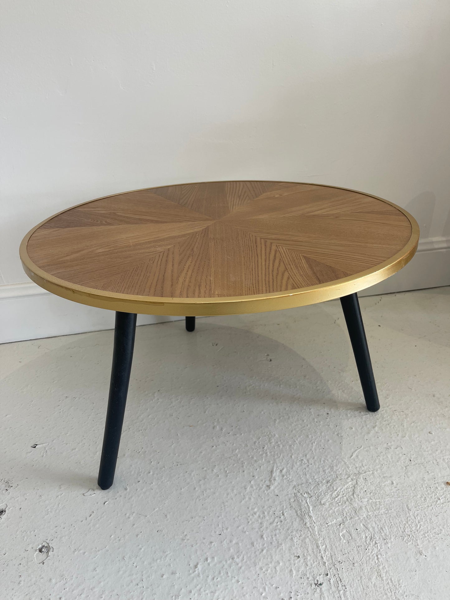 Arlo Table - more colours available