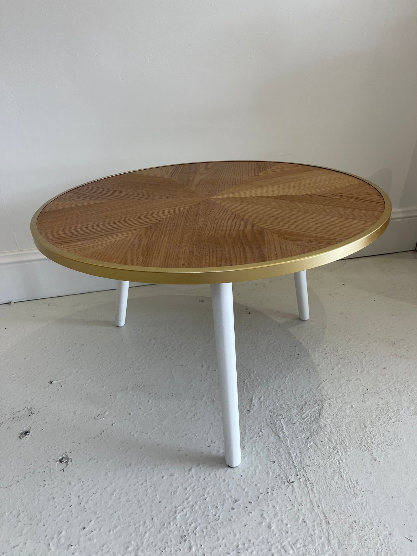 Arlo Table - more colours available