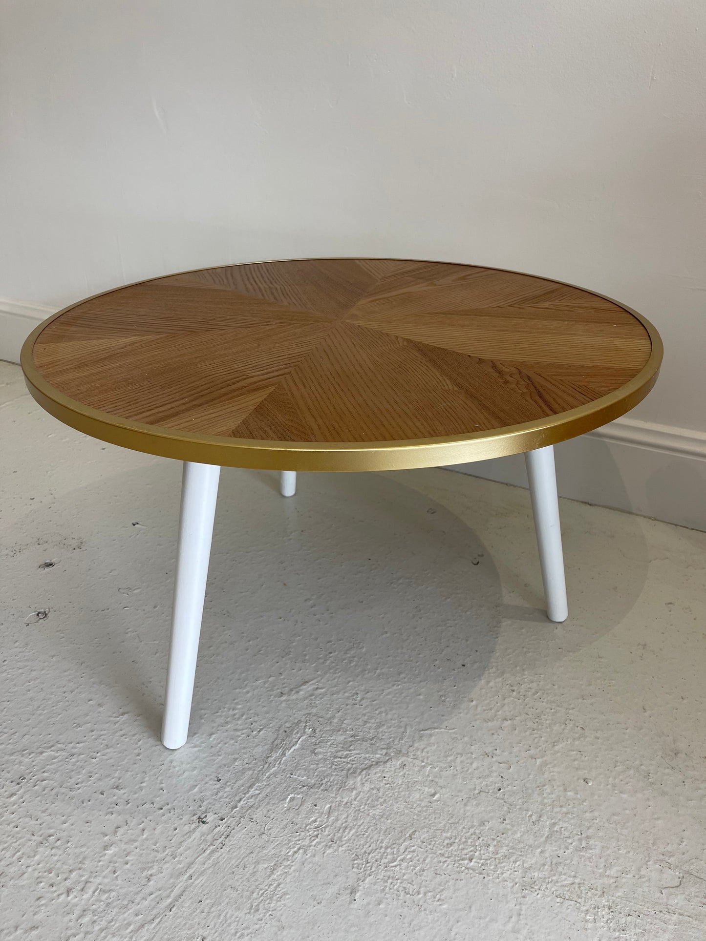 Arlo Table - more colours available